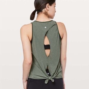 Lululemon Open Up Tank Heathered Camo Green / Camo Green